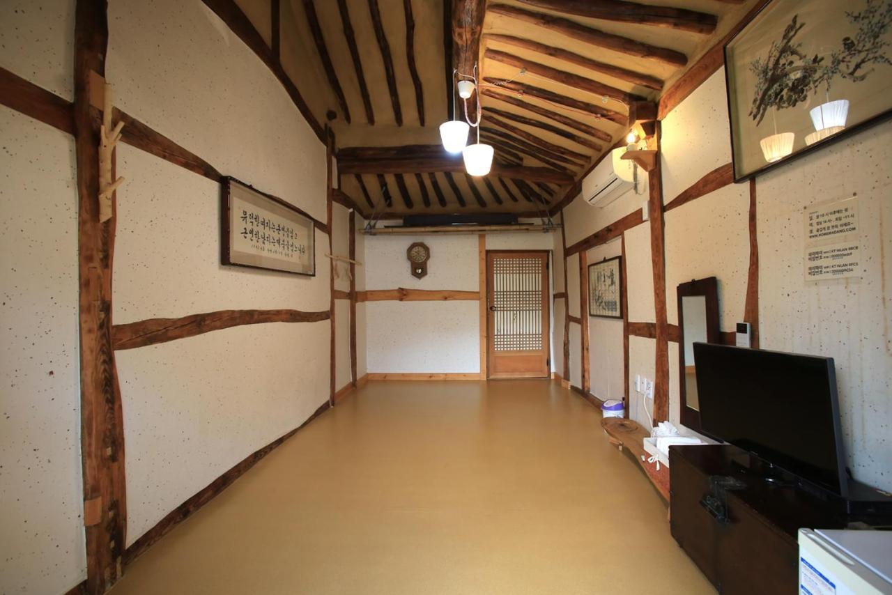 Hanok Madang Villa Jeonju Bagian luar foto