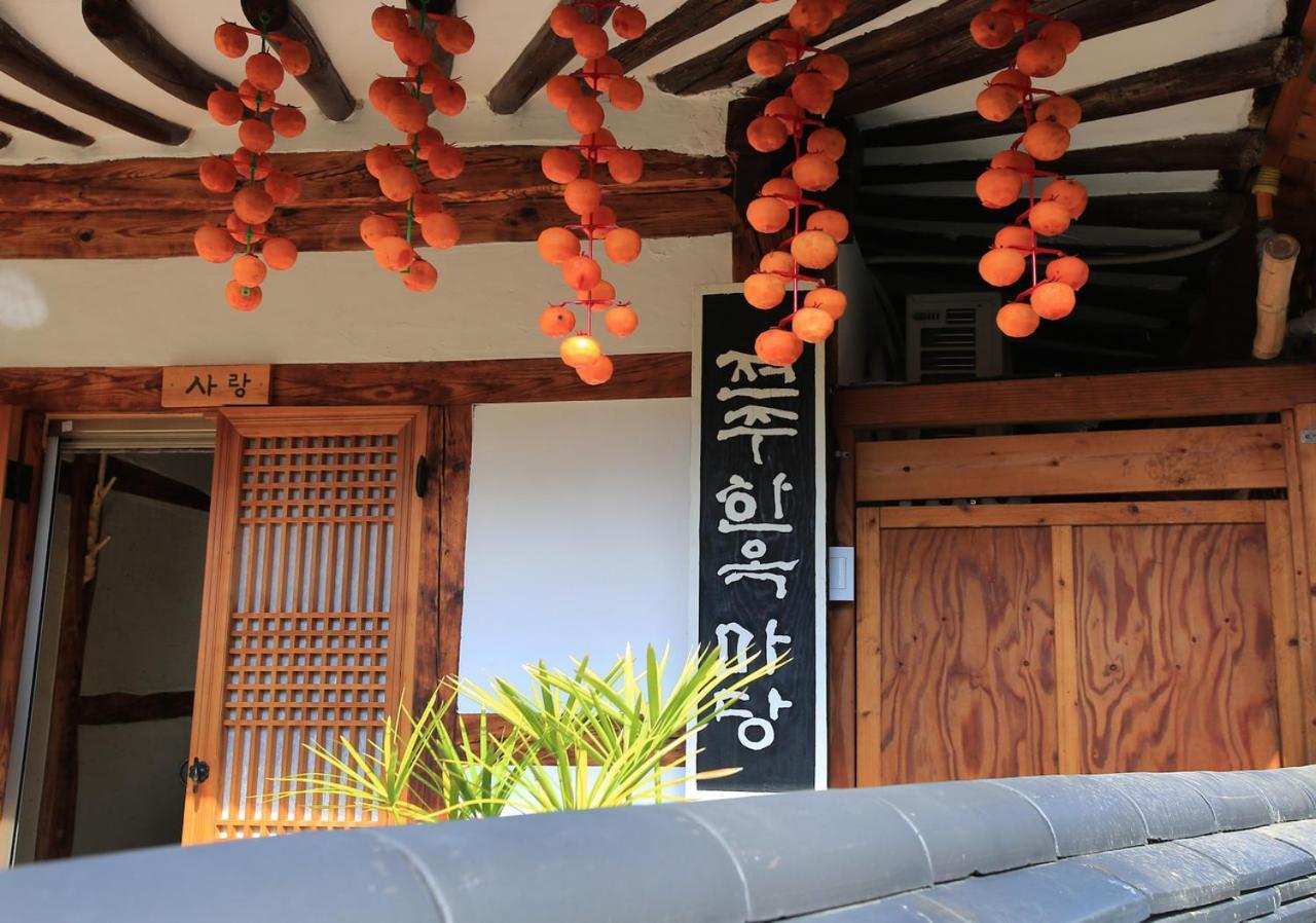 Hanok Madang Villa Jeonju Bagian luar foto