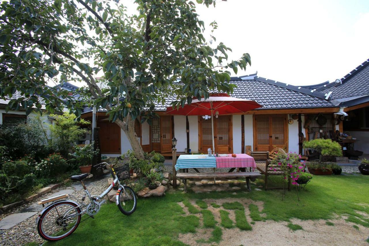 Hanok Madang Villa Jeonju Bagian luar foto